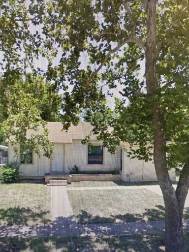 Main picture of 400 Washington St