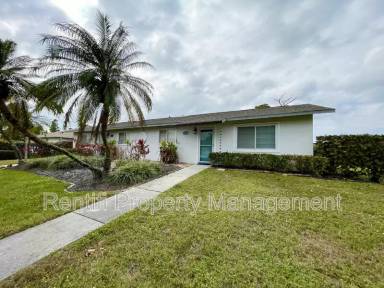 Main picture of 17430 W Carnegie Cir
