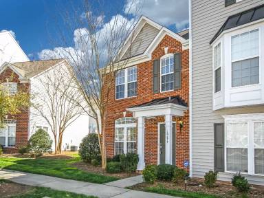 Main picture of 10418 Alexander Martin Ave