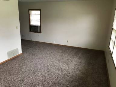 Main picture of 4205 Toronto St