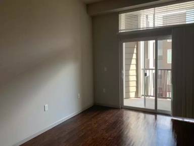 Main picture of 2500 Wewatta Way