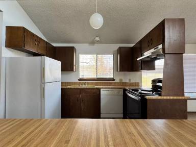 Main picture of 801 S 48th Ave