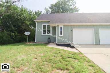 Main picture of 4911 Vermont Ln