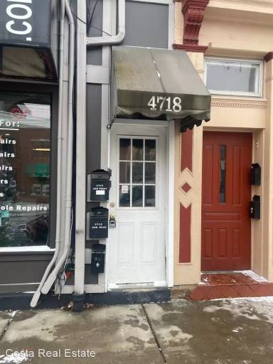 Main picture of 4718 Liberty Ave