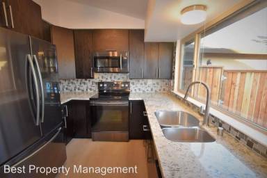 Main picture of 5537 Guadalupe Ct