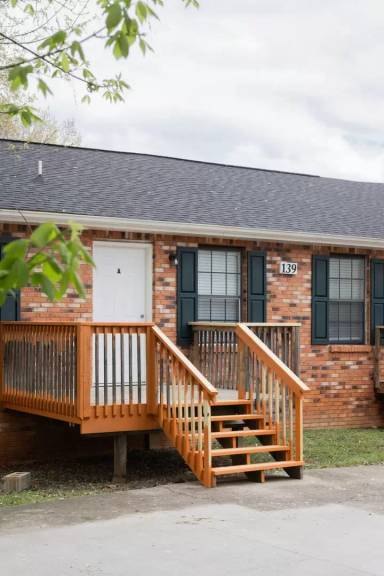 Main picture of 139 Darlene Dr