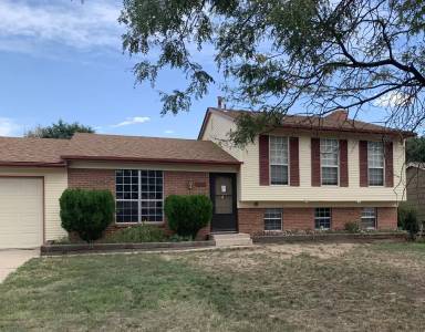 Main picture of 2635 Prescott Cir E