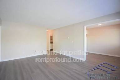 Main picture of 704 NE 99th Avenue