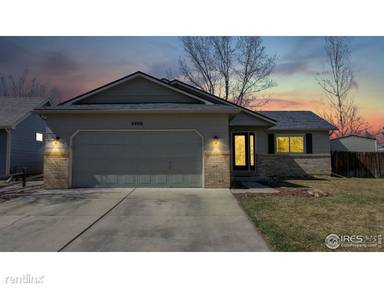 Main picture of 2466 Sunstone Dr