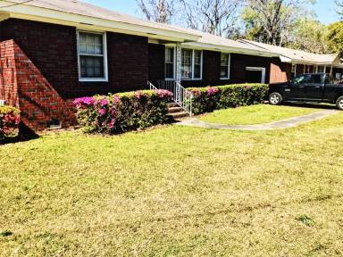 Main picture of 5145 Sterrett St