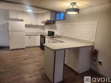 Main picture of 245 Bishops Glen Dr