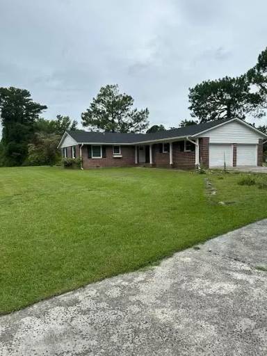Main picture of 185 Riverside Rd