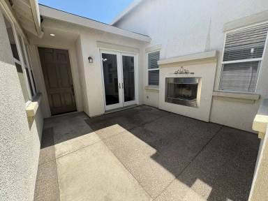 Main picture of 5637 Lilyview Way