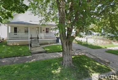 Main picture of 1752 Georgia Ave