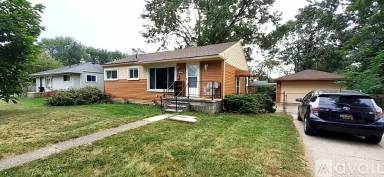 Main picture of 33125 John Hauk St