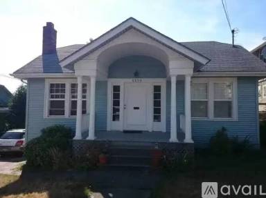 Main picture of 5529 30th Ave NE
