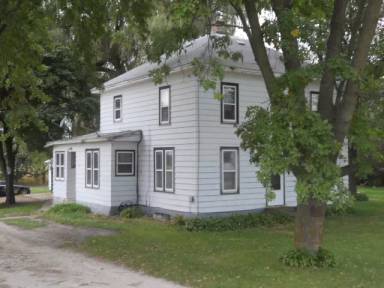 Main picture of 1835 Slater Ave