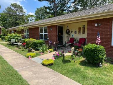 Main picture of Pleasant Valley Apartments