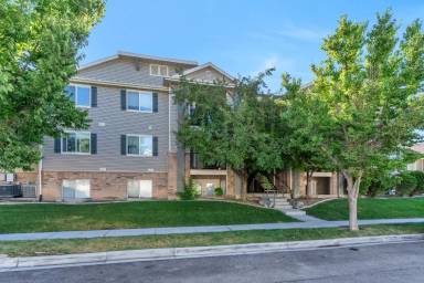 Main picture of 8196 N Cedar Springs Rd