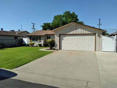 Main picture of 2474 Woodworth Ave