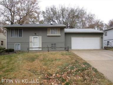 Main picture of 9609 Wallace Ave