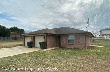 Main picture of 1608 Van Zanten Dr