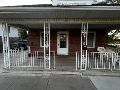 Main picture of 417 S Fairmount St