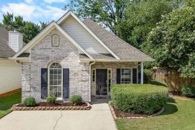 Main picture of 9305 Brook Forest Cir