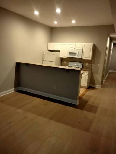 Main picture of 44 Imlay St