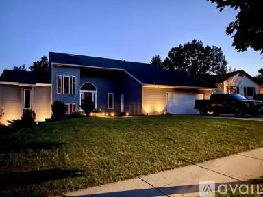 Main picture of 2630 Glencairin Dr NW