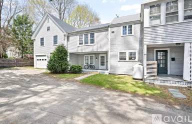 Main picture of 6 Winter St