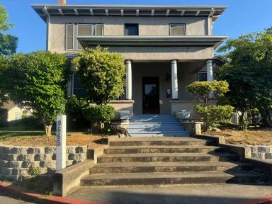 Main picture of 9665 Gage St