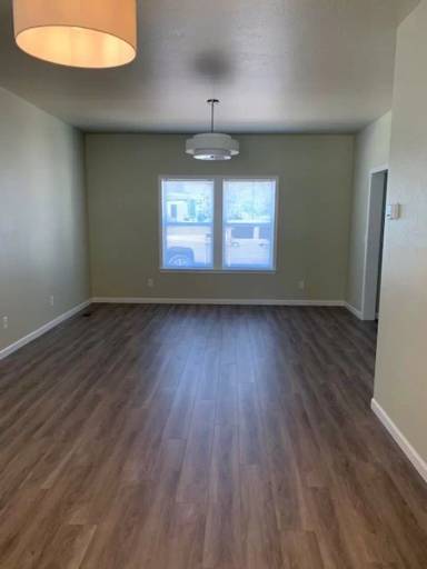 Main picture of 261 Willow Way