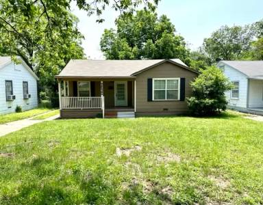 Main picture of 2620 Windsor Ave