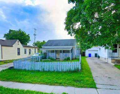 Main picture of 2535 Azelda St