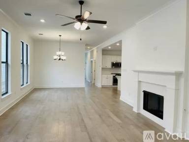 Main picture of 10137 Grayton Dr