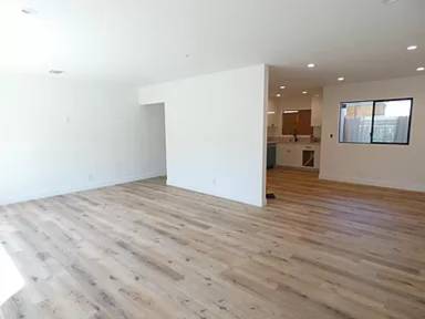 Main picture of 1347 N Stanley Ave