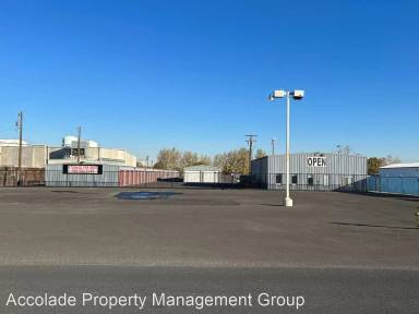 Main picture of 109 N Frontage Rd
