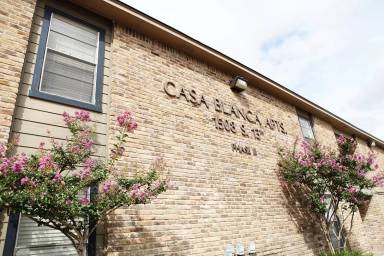 Main picture of 1214 Baylor Ave