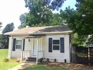 Main picture of 1708 Queen City Ave