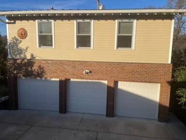 Main picture of 2228 Ashwood Ave
