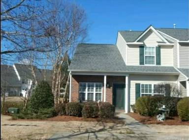 Main picture of 1032 Eagles Nest Ln