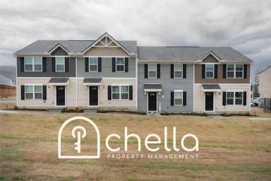 Main picture of 2935 Winterberry Dr