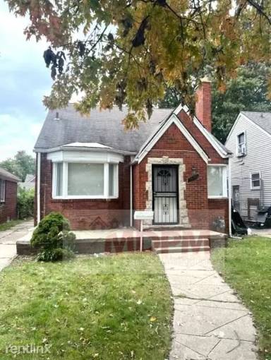 Main picture of 19355 Fairport St