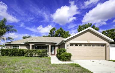 Main picture of 2263 Lake Forest Ave