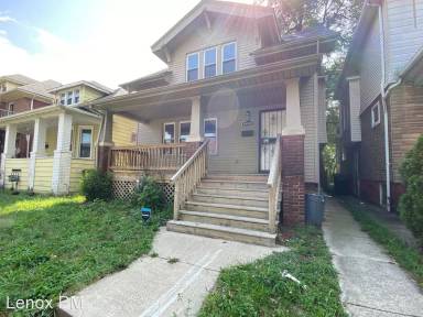 Main picture of 4499 Seminole St