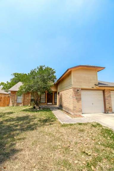 Main picture of 9815 Ardash Ln