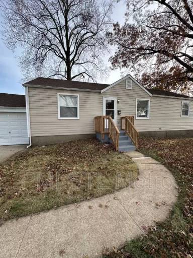 Main picture of 5608 Curry Ave