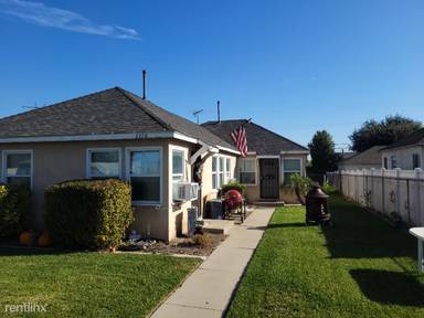 Main picture of 2200 - 2202 Grand Ave