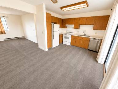 Main picture of 1537 Westchester Sq E